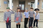 День смеха и пиратов.